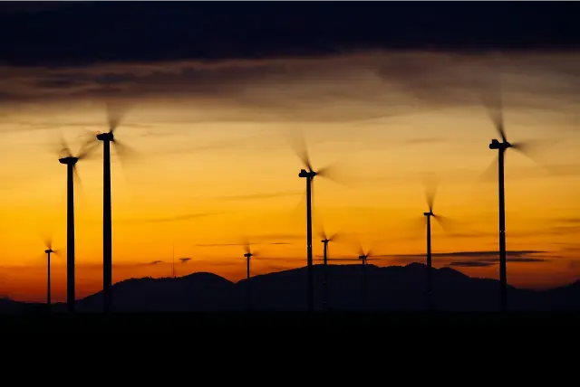 Les fournisseurs d'énergies Les fournisseurs d'énergies: éoliennes