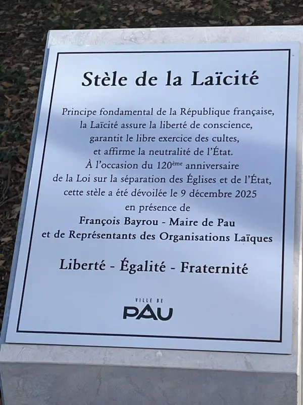 Inauguration stèle de la Laïcité à Pau
