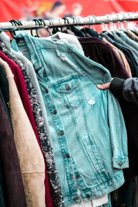 Où finissent nos vêtements